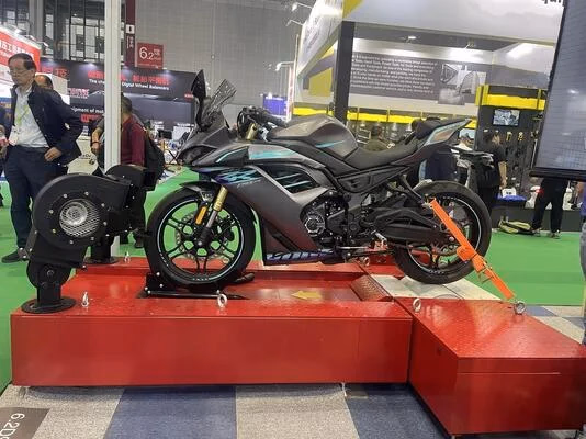 Motorcycle chassis dynamometer