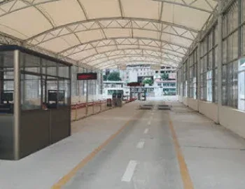Vehicle inspection equipment and inspection station